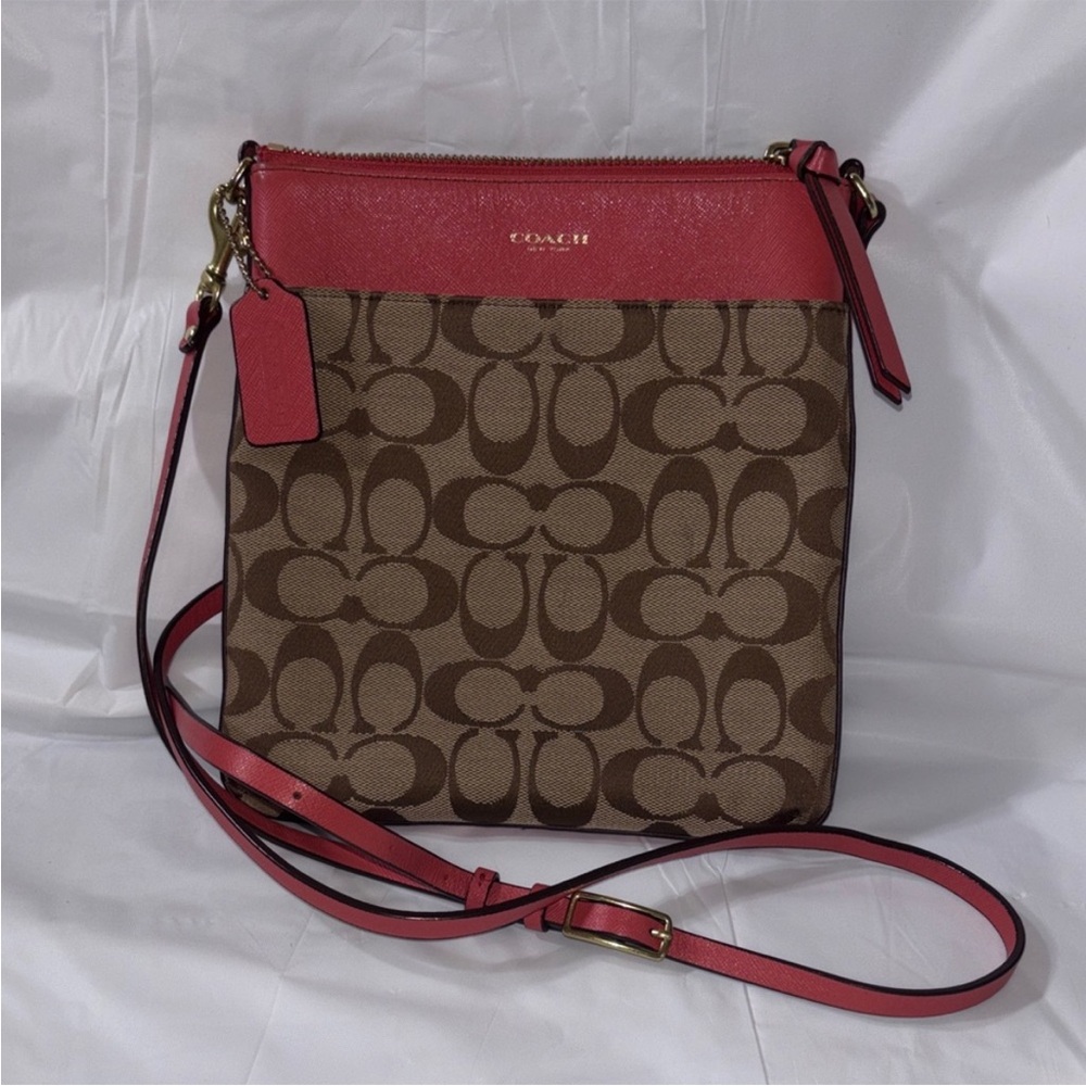 Coach Signature Crossbody Canvas with Pink trim. Includes Hangtag and COA